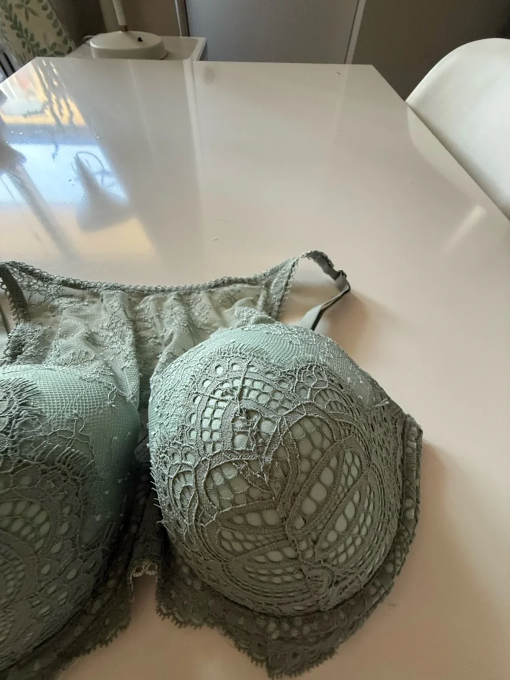 Victoria's Secret Sage Lace High-Neck Bra - Picture 5 of 9